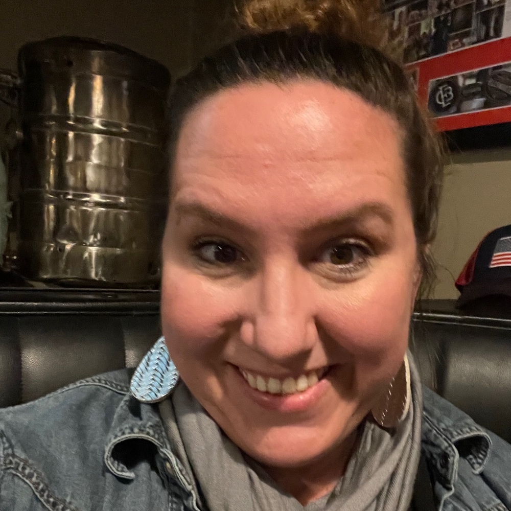 Meet your Posher, Amanda
